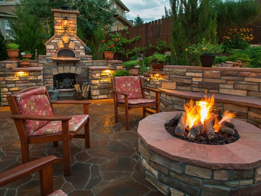 How Big Should My Fire Pit Be Js, Should I Put Rocks In My Fire Pit