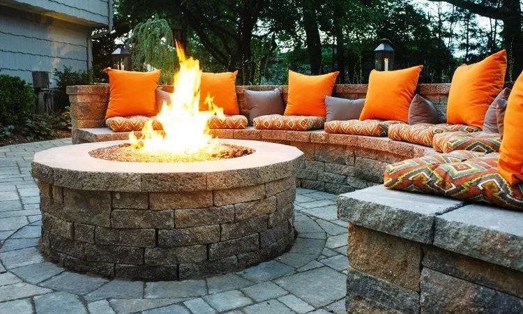 Patio Ideas With Pavers And Fire Pit, Can You Put A Fire Pit Directly On Pavers