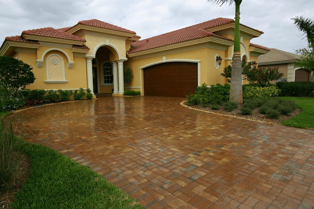 Color Pavers Go With a Yellow House