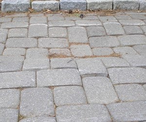 Sunk paver steps