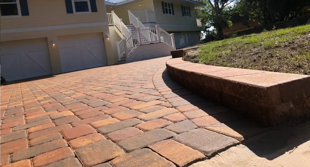 how to build a paver seating wall