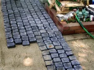 How to Lay Pavers on Dirt