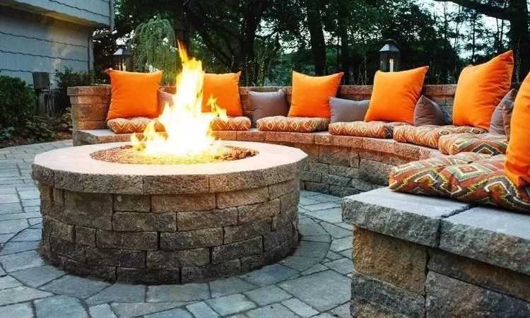 patio idea with pavers and fire pit