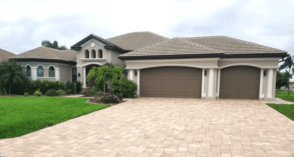 Color Pavers Go With a Beige House