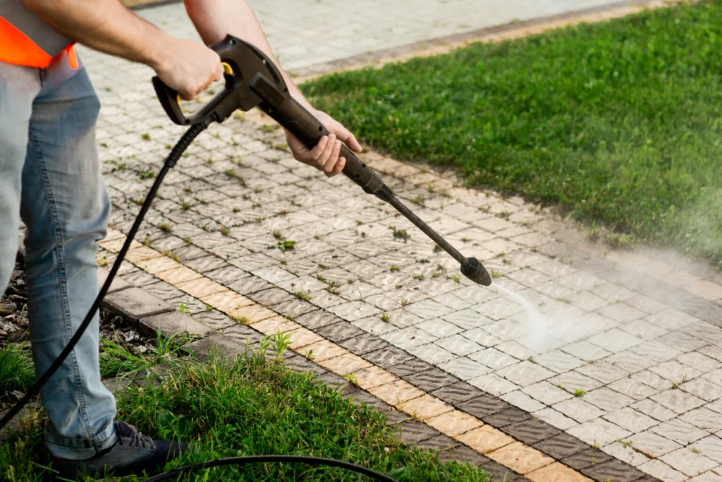 pressure washer cleaning pavers